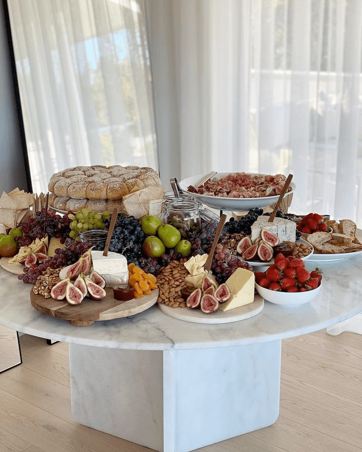 Grazing & Food Stations