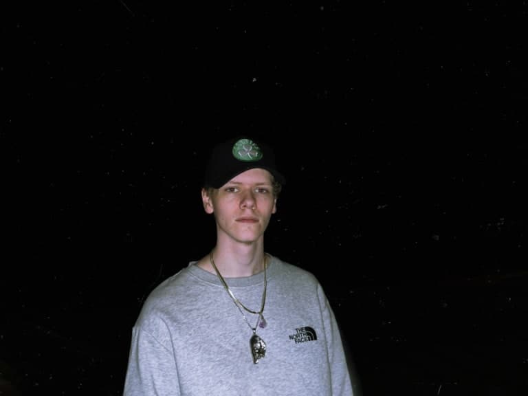 Photo 1 of 3