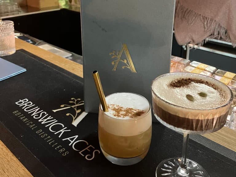 Photo 4 of 5