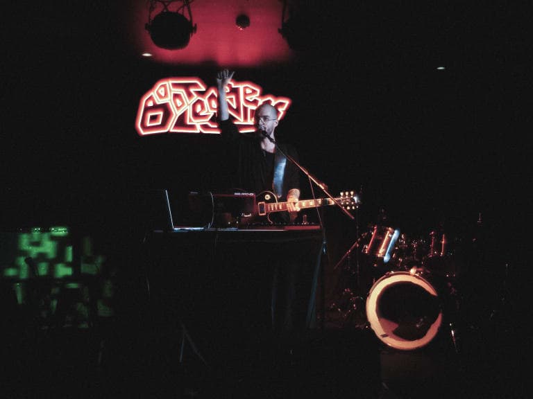 Photo 1 of 4