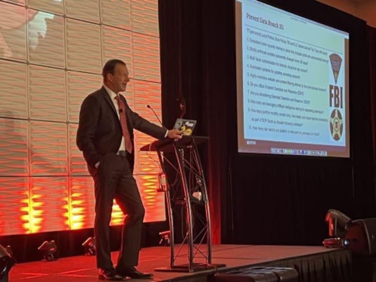 Photo 2 of 6