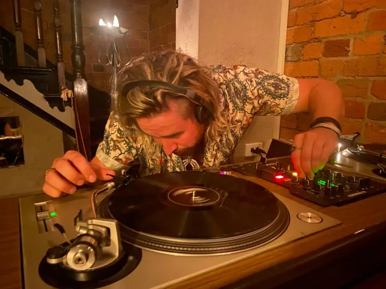 Photo 5 of 5