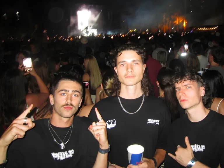 Photo 1 of 1