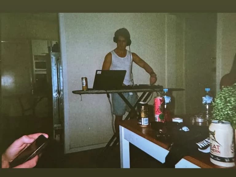 Photo 1 of 1