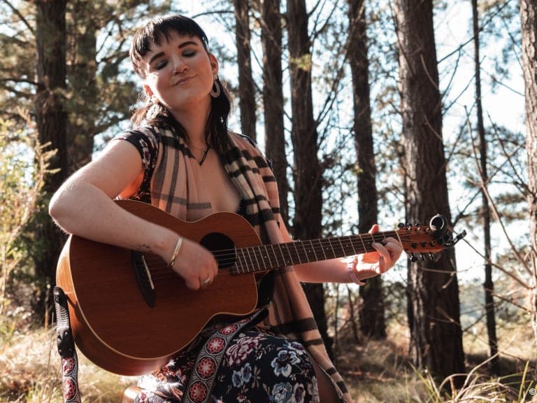 Photo 1 of 6