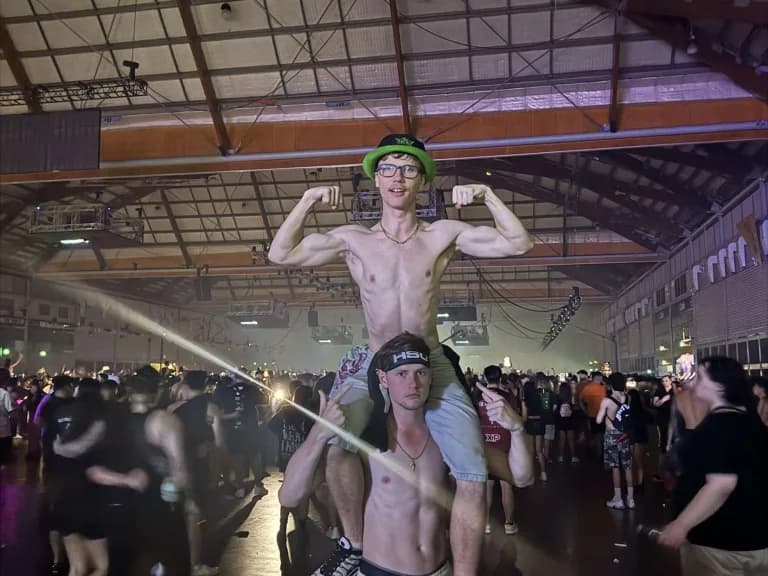 Photo 1 of 1
