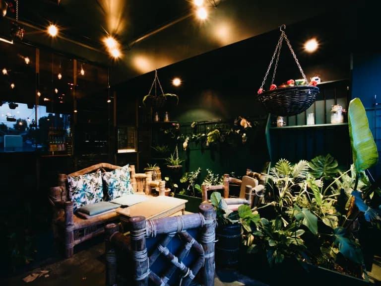 Photo 3 of 6